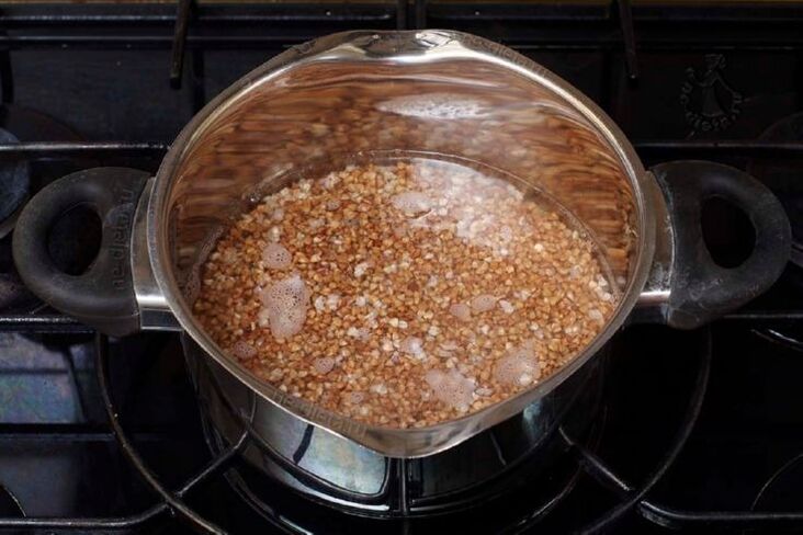 Cooking the sarraceno wheat